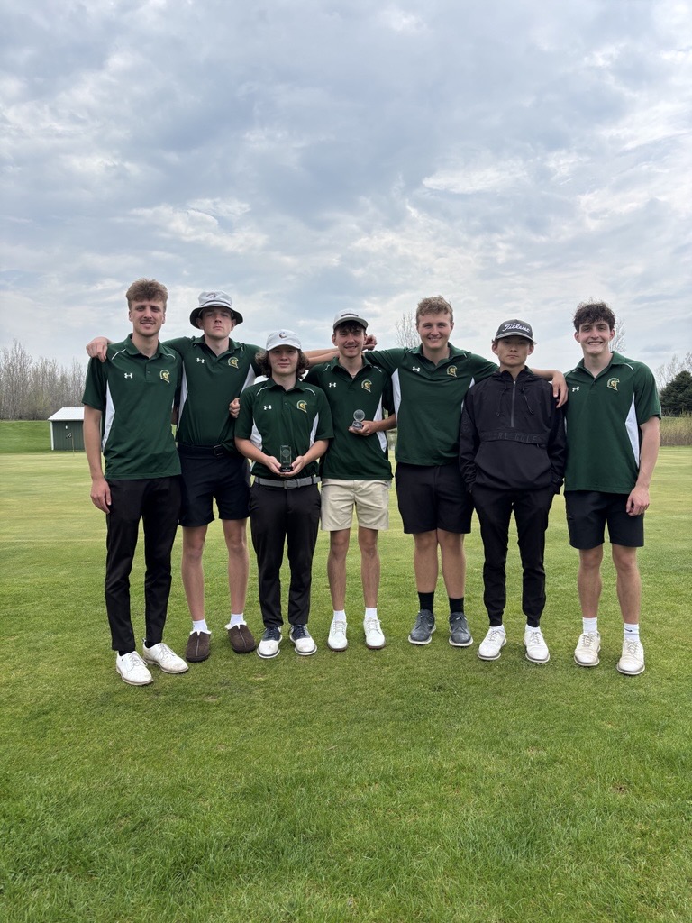 Group shot of MCC's men's golf team on their home course - Glenkerry in Greenville.